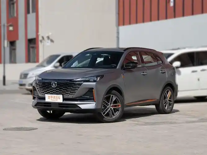 哑光风暴灰长安cs55plus整车外观外观图片