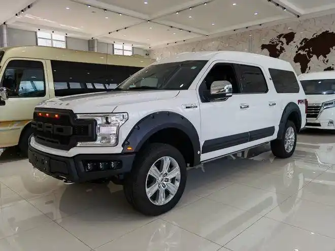 福特勇猛者大型四驱硬派越野车