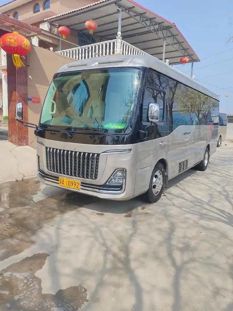 红旗国悦豪华中巴车!欢迎预订13613305968