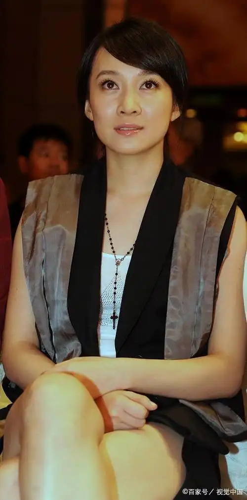 演员奚望:在继父的支持下选择离婚后,带着女儿的她,现在怎样了