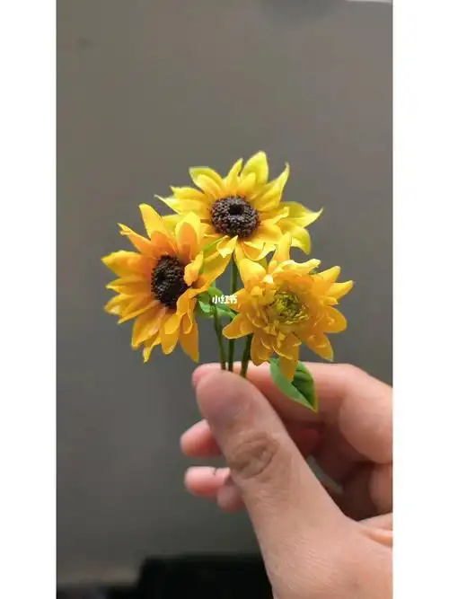 迷你向日葵和迷你小花篮~#笔记灵感  #迷你藤编  #我的手工日常