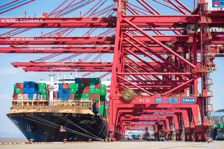 宁波舟山港多措并举确保春节期间物流链畅通