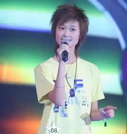 在李宇春,华晨宇身上,我看到了华语乐坛的衰败