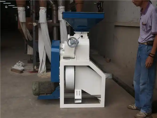 供应稻谷脱壳机 水稻谷物剥壳机 碾谷机农用胶辊砻谷机生产糙.