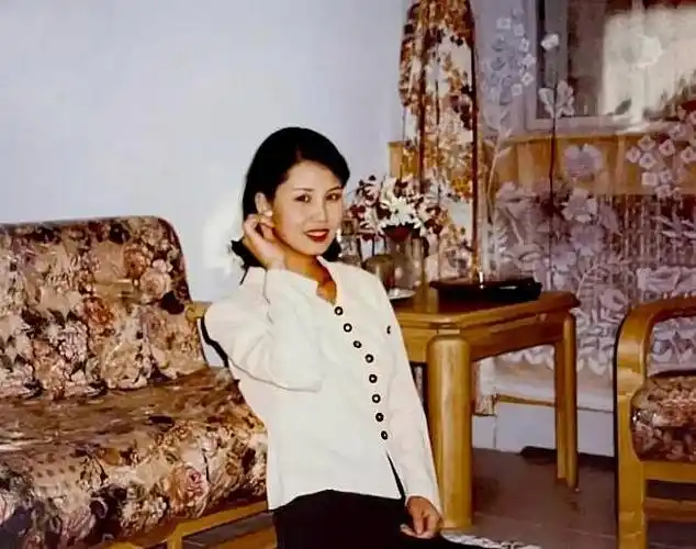 1998年,安徽1采石场发现女尸,警察通过1枚指纹和模拟像锁定真凶