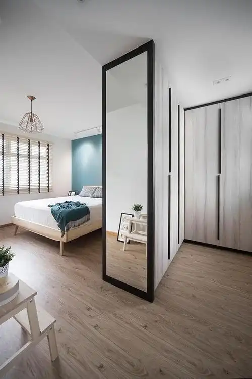 条件允许更建议床边用这7个做隔断原地至少能再多一个功能区