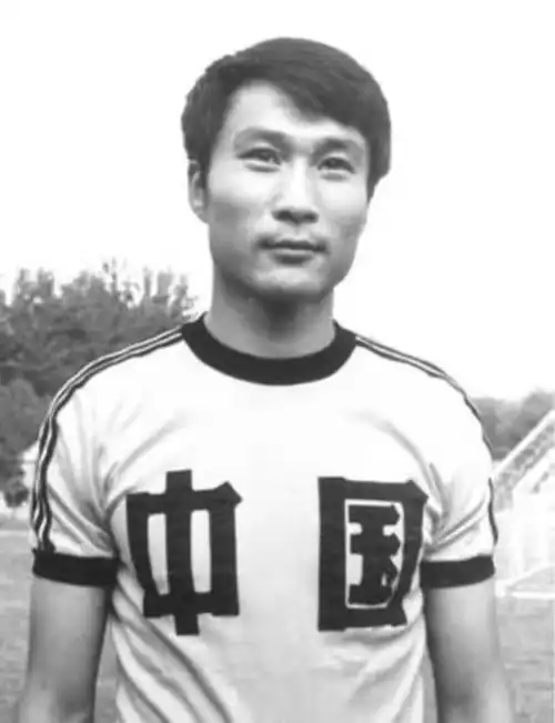 他曾是国足最佳左边锋与古广明两翼齐飞西线二福之一沈祥福