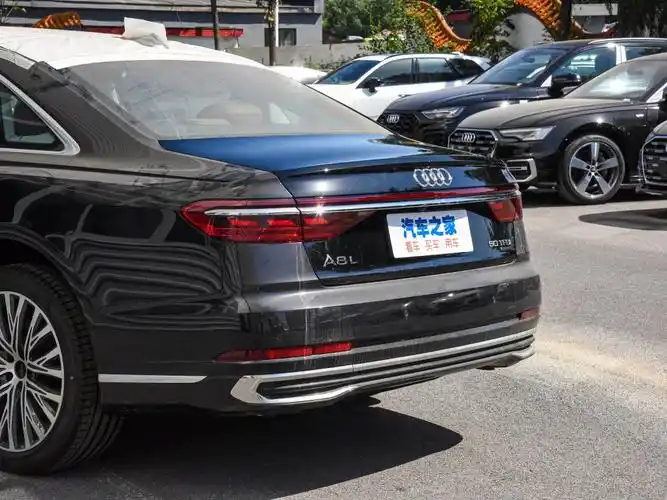 奥迪(进口) 奥迪a8 2023款 a8l 50 tfsi quattro 尊享型