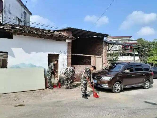 春风十里不及迷彩绿的你清远高岗镇基干民兵开展学雷锋志愿活动