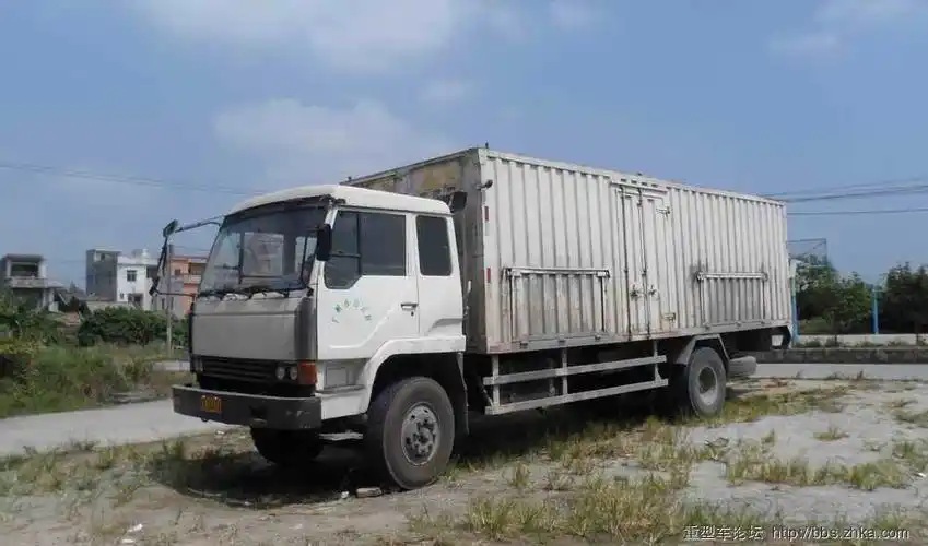 曾经风靡日系卡车之mitsubishit850