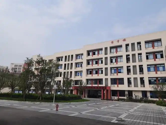 【最美校园竞晒】 成都简阳市石桥初级中学-四川文明网