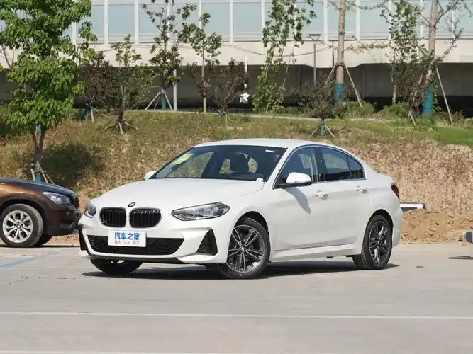 华晨宝马 宝马1系 2022款 120i m运动版