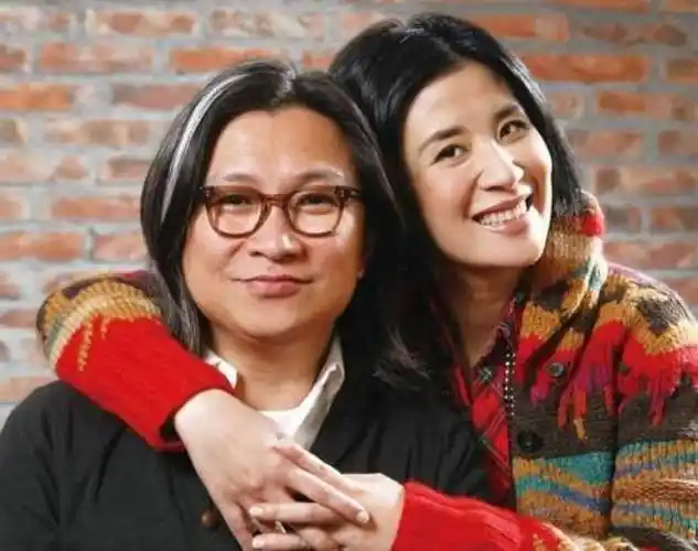 吴君如:因"丑"遭杜德伟劈腿,和陈可辛在一起16年只生孩子不结婚_婚姻