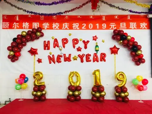 看到我们一手布置出的会场,内心充满无比的成就感!