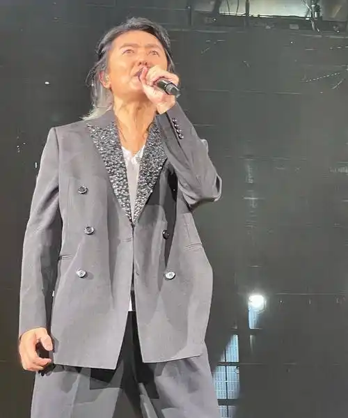 55岁郑伊健近照曝光!