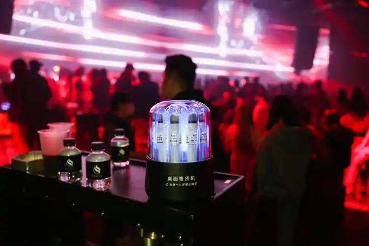 wuhong雾虹发光电子烟,面对历史伤痛,我选择记住_雾虹电子烟