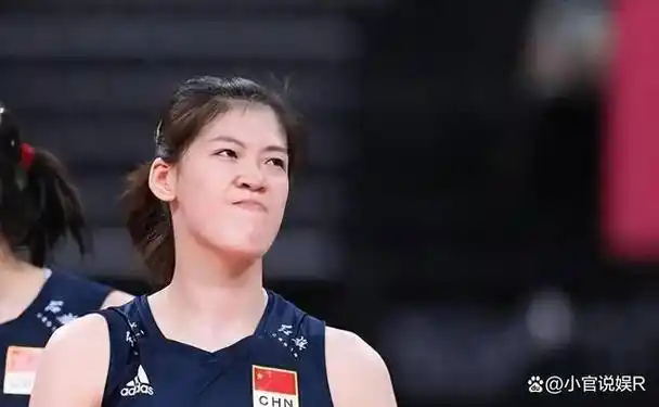 中国女排的主攻球员李盈莹在近期的一次媒体采访中分享了球队的近况