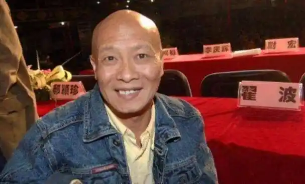 比赵本山好的二人转演员很多,但赵老师让很多人知道了东北二人转