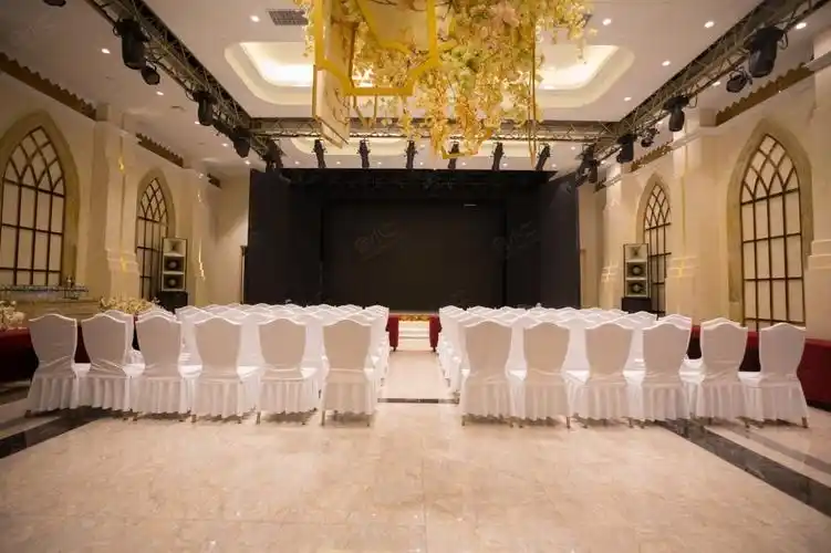 哈尔滨红事会场地图片大全_哈尔滨红事会会议室图库-会小二