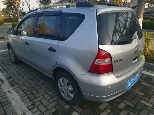 【嵊州】尼桑骊威轿车 价格: 3.36万