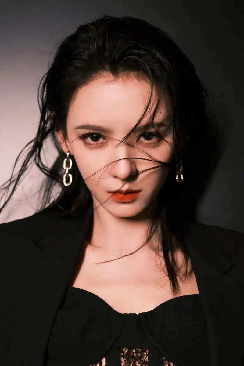 张予曦高清壁纸头像(二十九)[鼓掌]