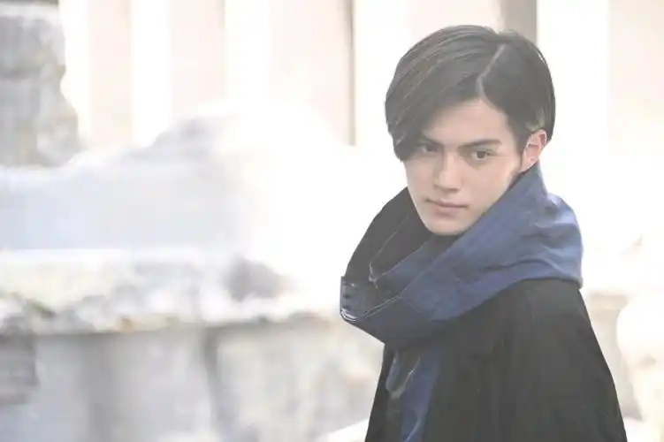 假面骑士geats第1话追加先行图 满级男主英雄救美 越看越觉得帅气