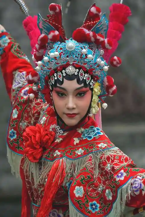 《初影创意川剧人物》爱好摄影的我,初影环境创意人物,初次作业分享