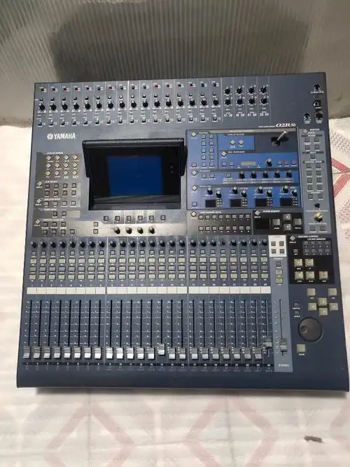 声艺si数字调音台 雅马哈02r96数字调音台