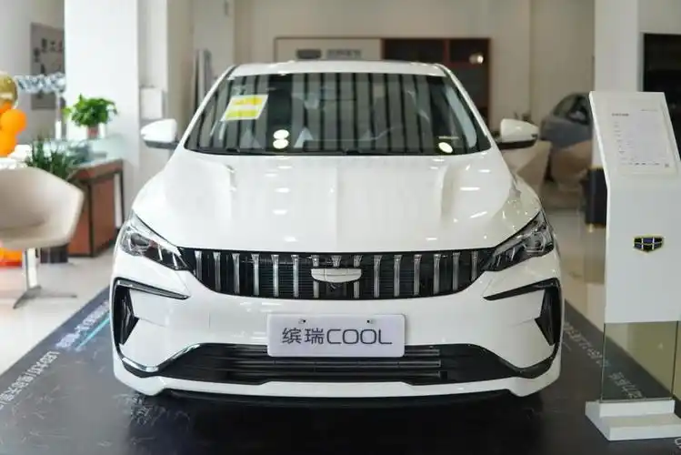 家轿车优选:吉利缤瑞cool,配置丰富,限时7.48万起