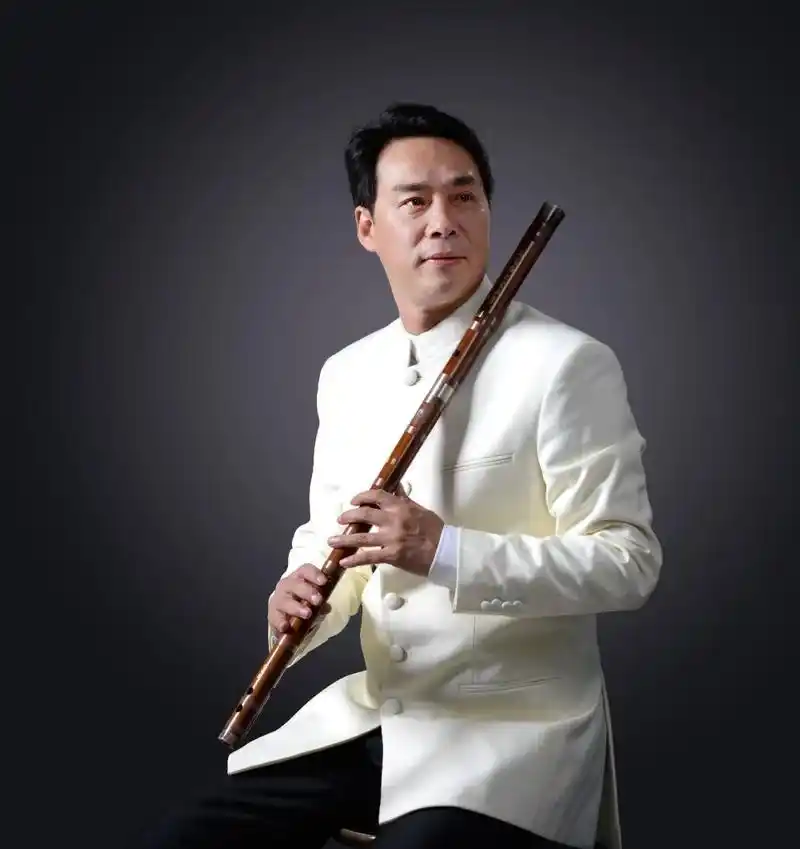 赵松庭纪念馆馆长,浙江省文旅厅优秀专家,中国竹笛专业委员会副会长