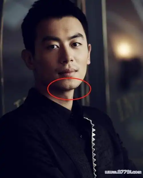 下巴中间有个窝有福吗?_生活_热文推