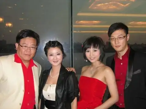 (从左至右:郑达,毛韵婷,我,木子)