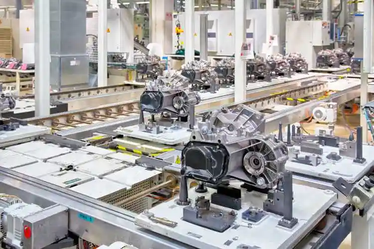 汽车工厂的机器人焊接