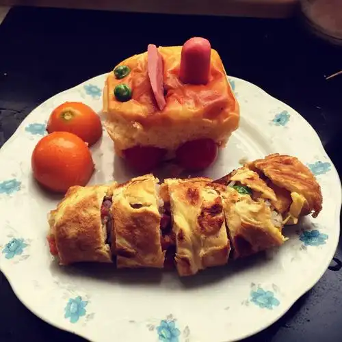 手机用户5427_ypc1做的挑食孩子的童趣营养早餐【韩式蛋卷饭】