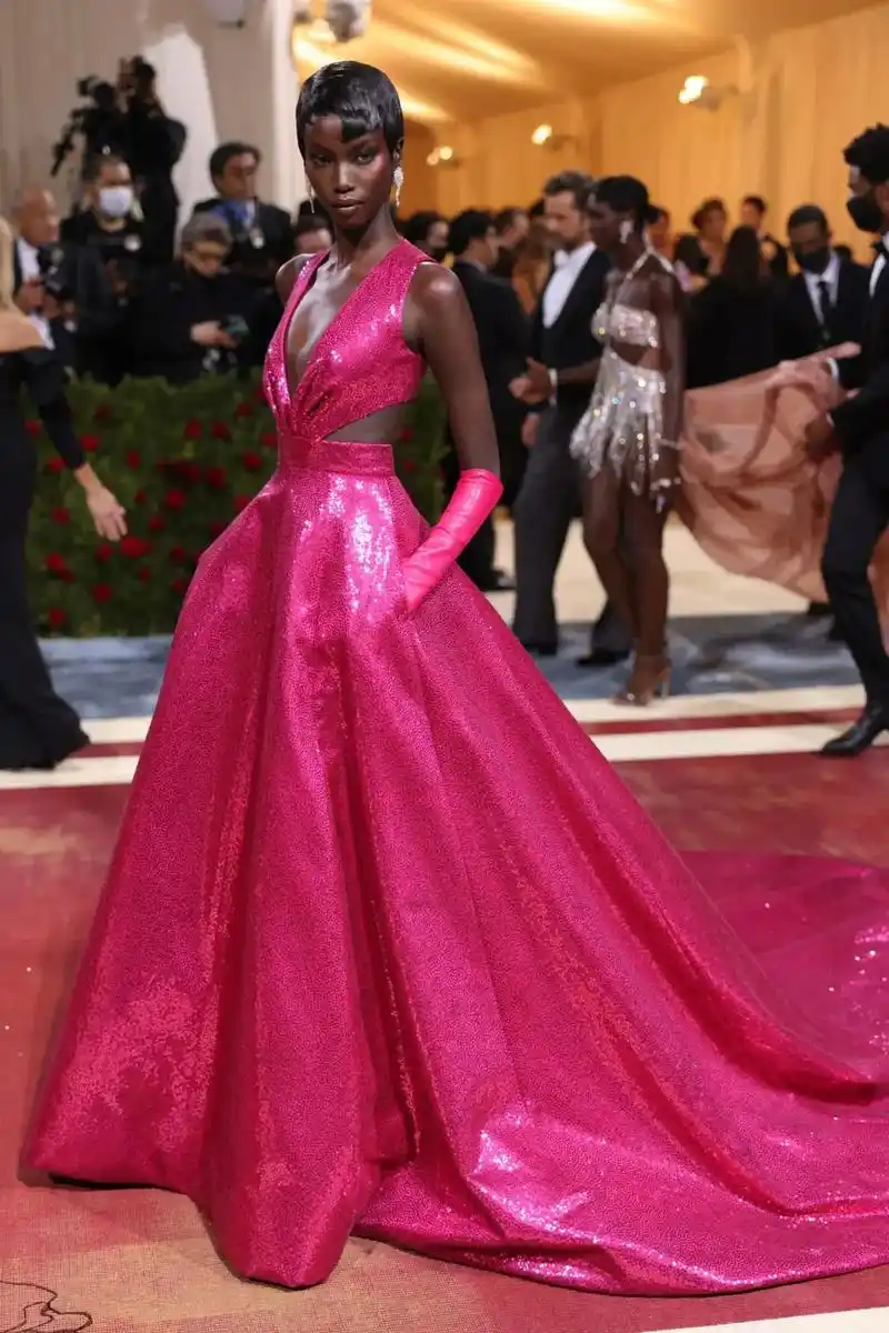 黑珍珠anok yai  2022 me tgala红毯造型 - 抖音