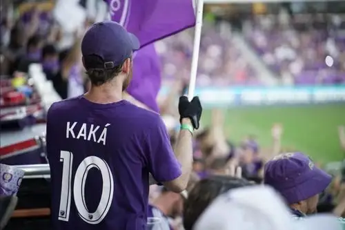 【人物】卡卡:多少人曾爱慕你年轻时的容颜,可谁愿承受岁月无情的变迁