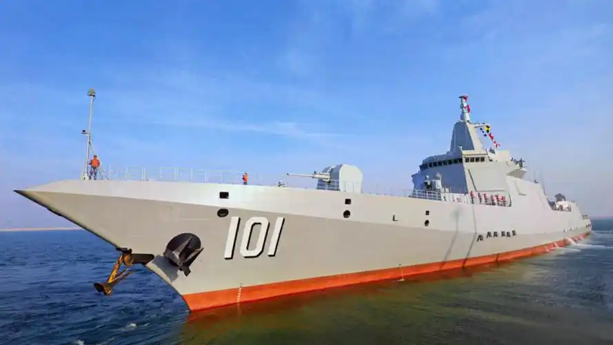 南昌舰的战斗航迹:带领"小弟"参加演训