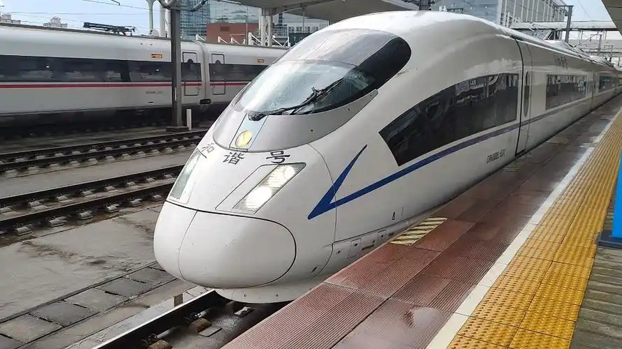 局集团有限公司青岛动车段济南动车运用所crh380bl-5534广州北站出站