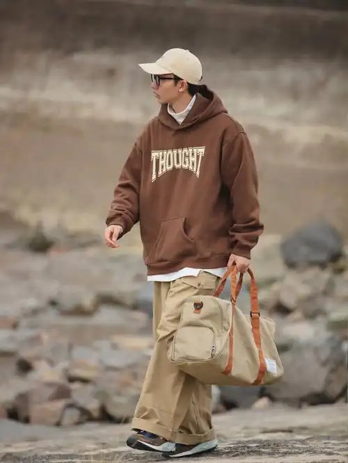 ootd170男生日系冬季加绒连帽卫衣穿搭