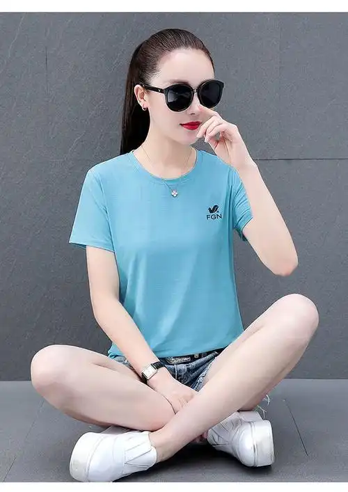 夏季迎新冰丝短袖t恤女夏时尚休闲运动单衣服大码女装上衣凉爽汗衫