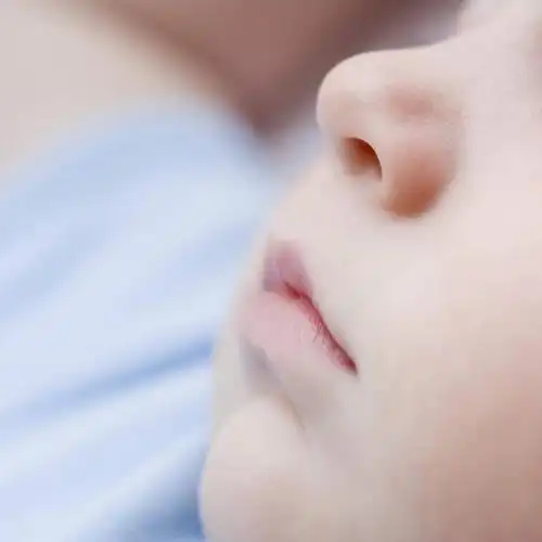 西方人,婴儿,儿童,脸,头,鼻子,嘴,脸颊,一个人,躺,方图,俯视,室内