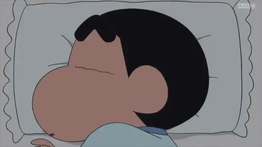 蜡笔小新:为了看夜光睡衣的效果,小新终于等到晚上结果却睡着了