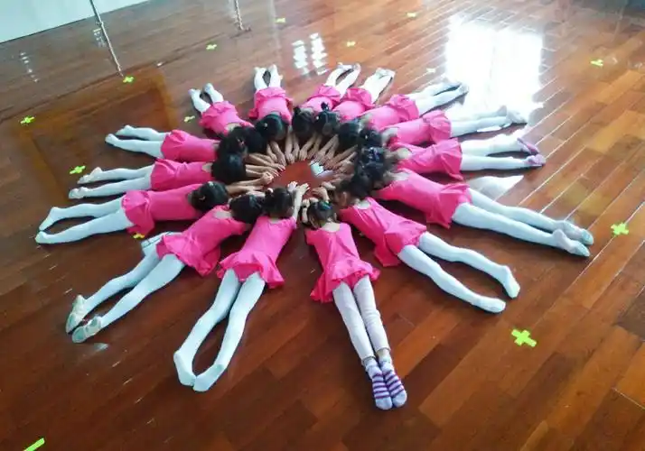 新蕾幼儿园――大班舞蹈班展示汇报