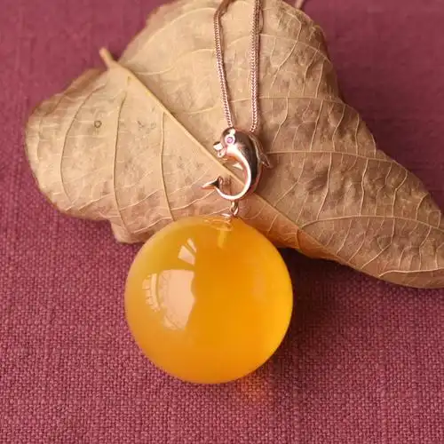 18k金镶天然蜜蜡圆珠吊坠