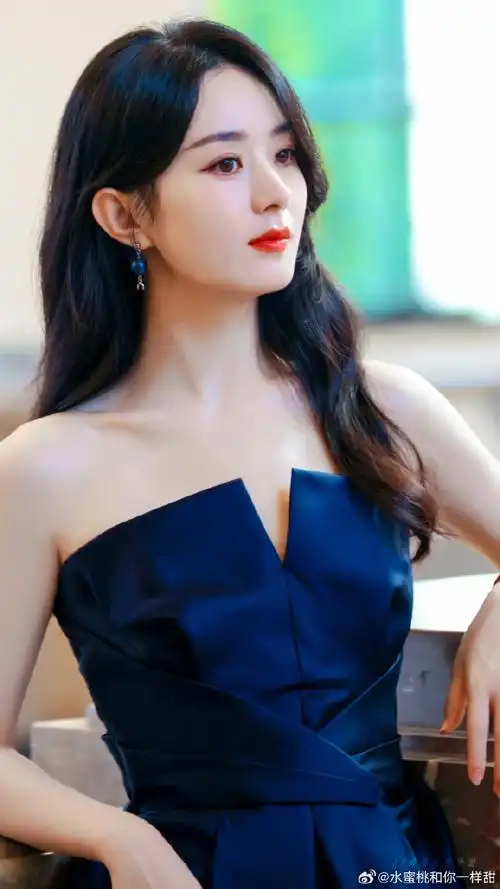 赵丽颖蓝色长裙##赵丽颖浪琴表优雅大使##陪赵丽颖奔赴每一个十