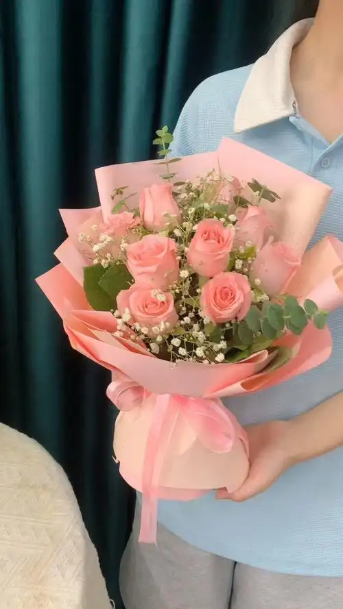 9朵粉色玫瑰手提袋花束#生日花束 #粉色玫瑰  #同城配送 #送闺蜜 #送