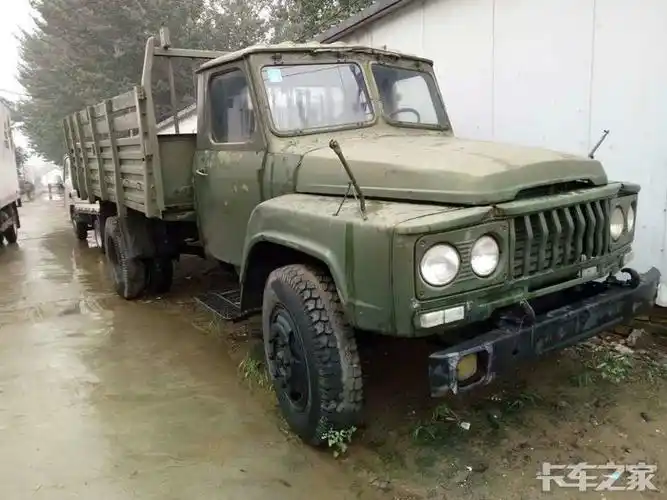 东风eq140a军用高栏卡车