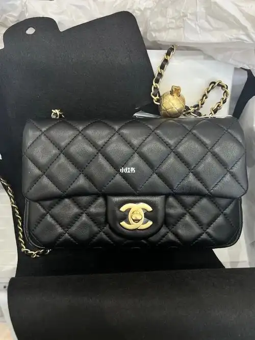 每天分享一个包chanel香奈儿cf金球大mini