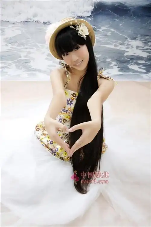 湖北荆州长发女代菡颖长发美照38张回顾