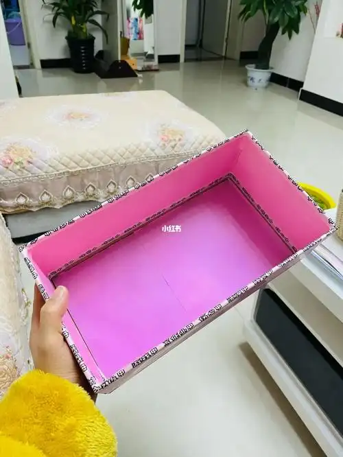 酒盒子做的收纳盒